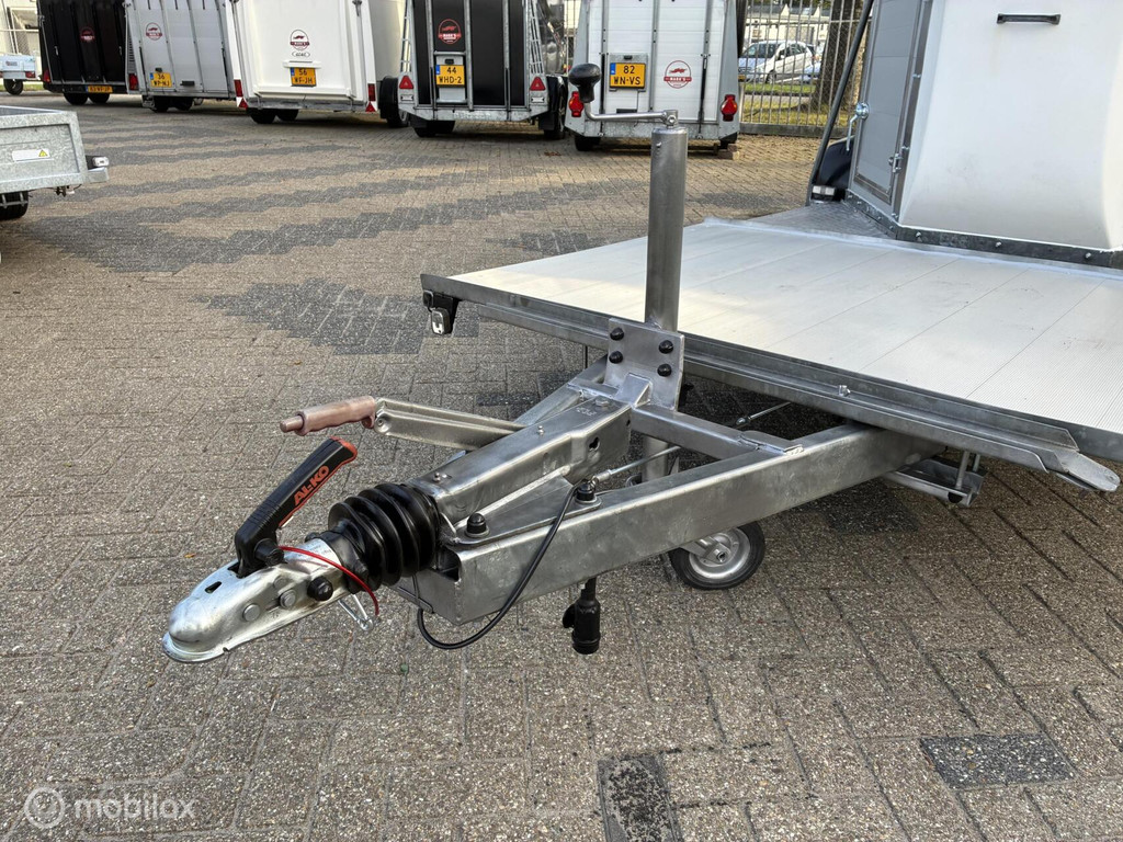 VAN DER SLUIS Koetsentrailer